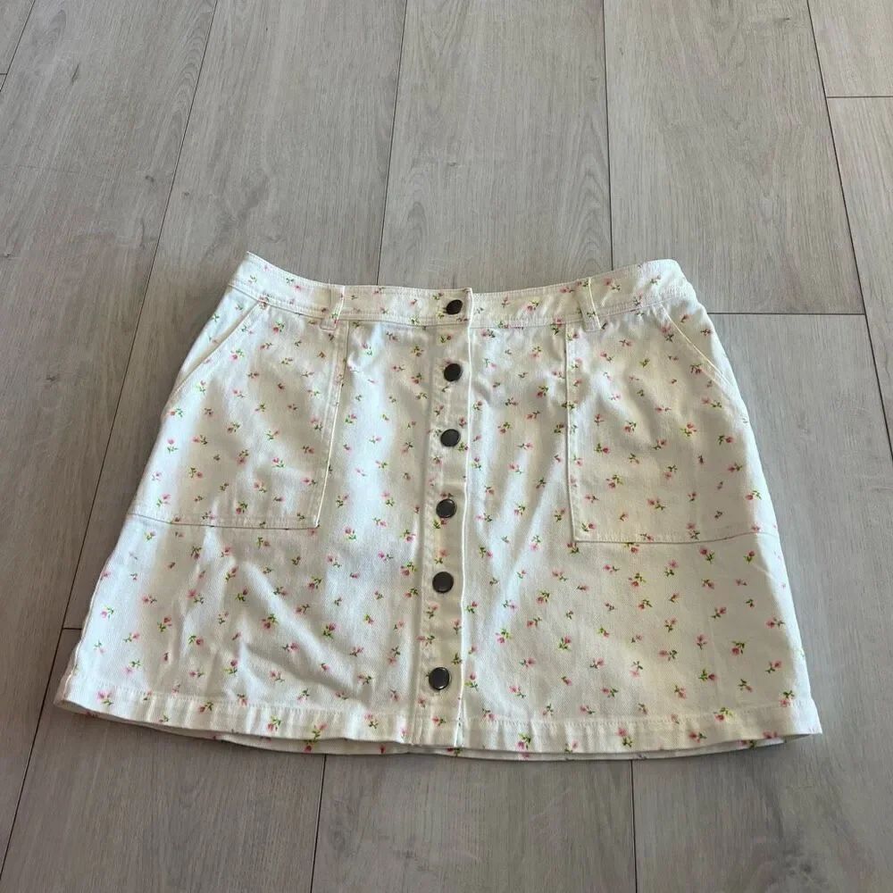 BP women floral women skirt size L